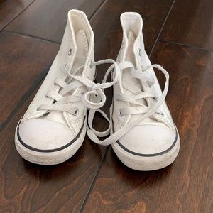 Boys leather Converse